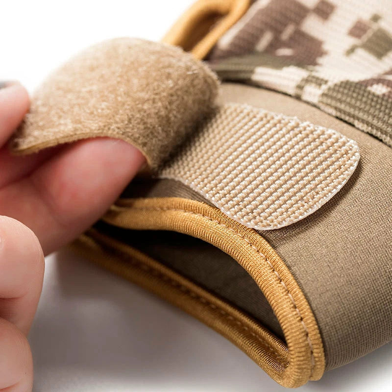 CamoGuard Elite Fingerless Tactical Glovesa